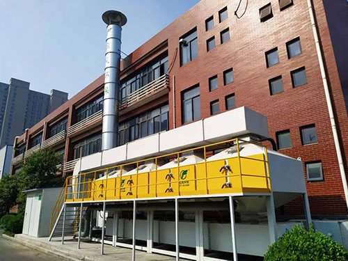 啟風(fēng)水旋塔：高效凈化的綠色守護者